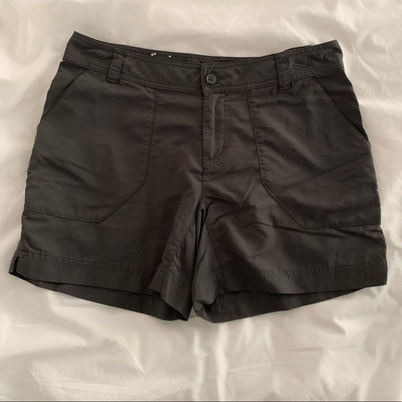 Columbia Pants - COLUMBIA GRAY OUTDOOR SHORTS WOMENS SIZE 6